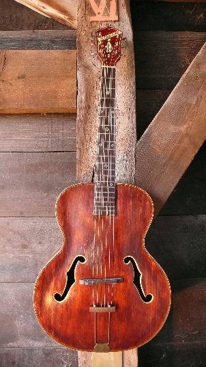 Stadium Ideal Archtop